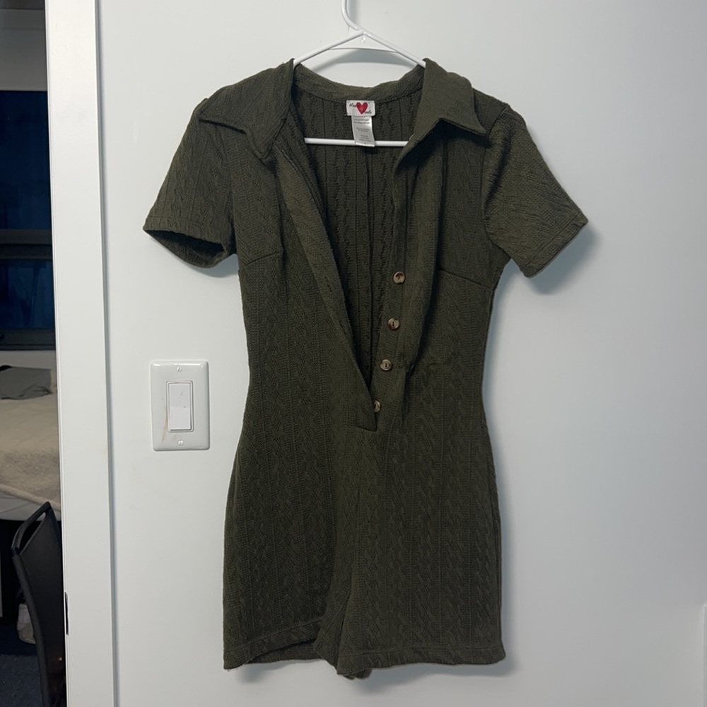 Cutest romper, in a great condition